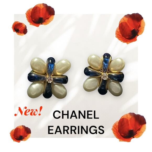 CHANEL Sapphire Gripoix, Pearl & Crystal CC Clip On Earrings Rare Vintage 1994 - Picture 2 of 9